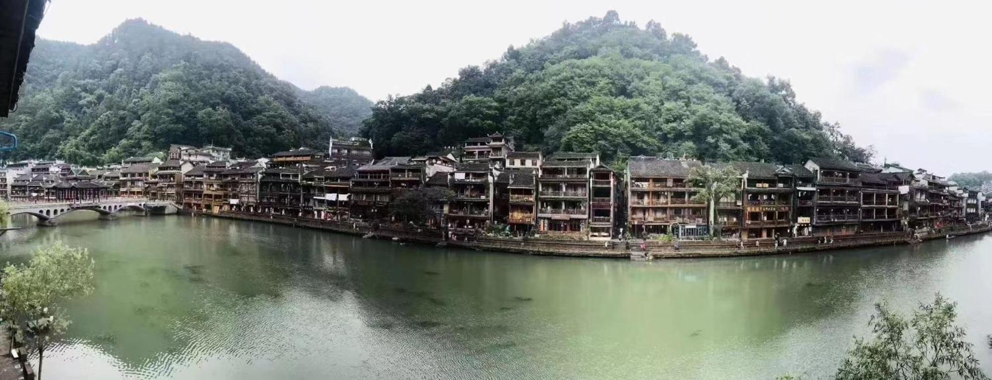 Fenghuang Ancient Town Lazy Cat Riverside Inn Екстер'єр фото